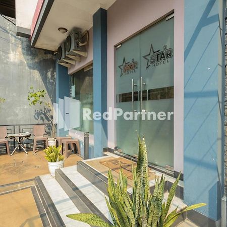 Star Hotel Jaksa Mitra Reddoorz Yakarta Exterior foto