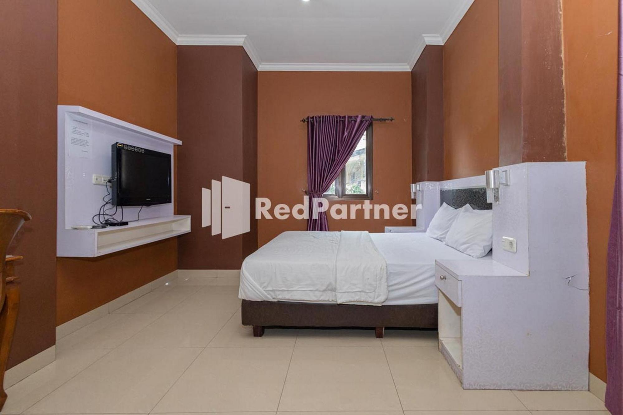 Star Hotel Jaksa Mitra Reddoorz Yakarta Exterior foto