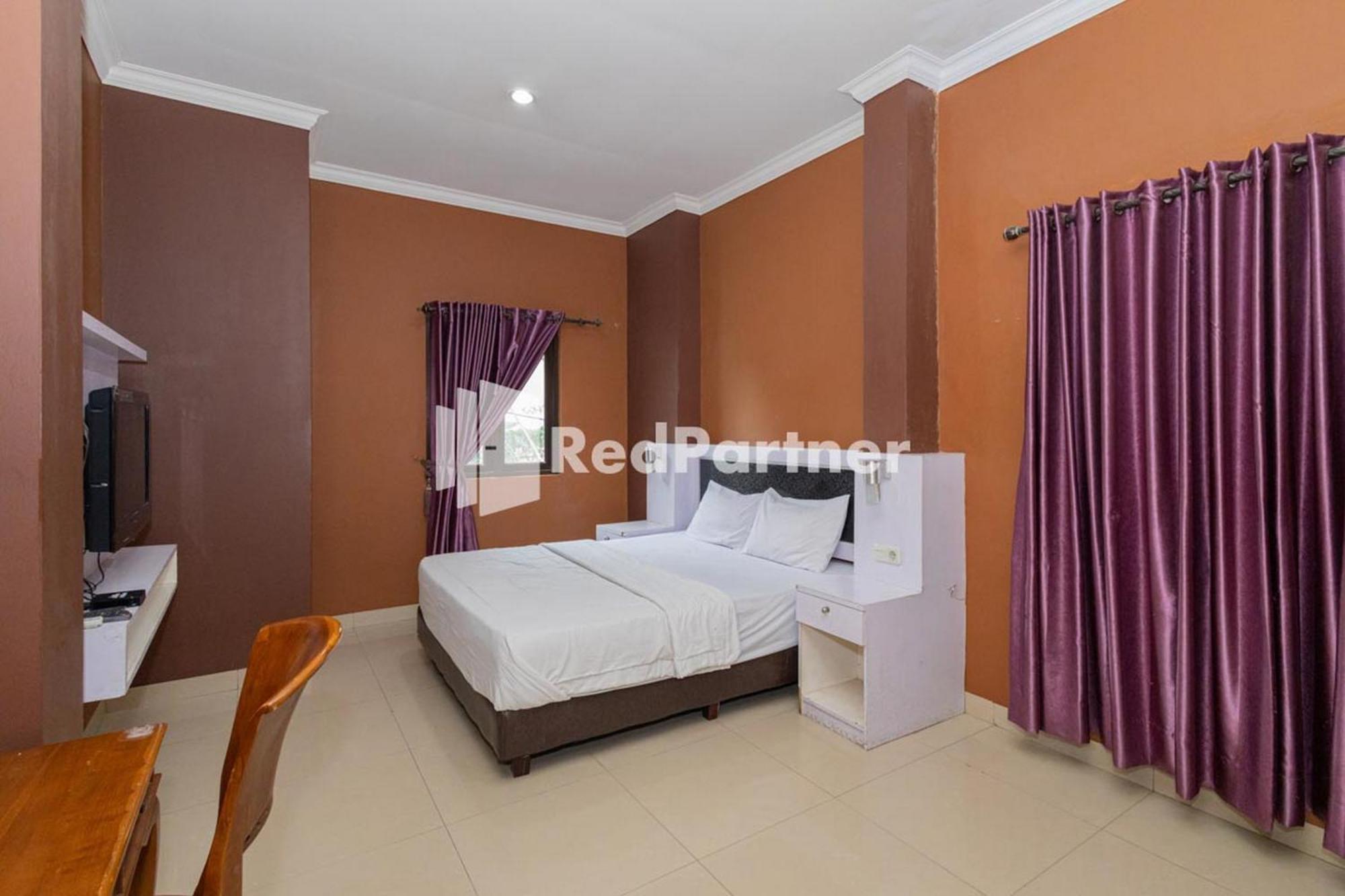 Star Hotel Jaksa Mitra Reddoorz Yakarta Exterior foto